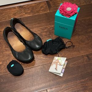 Authentic Black Tieks Size 10